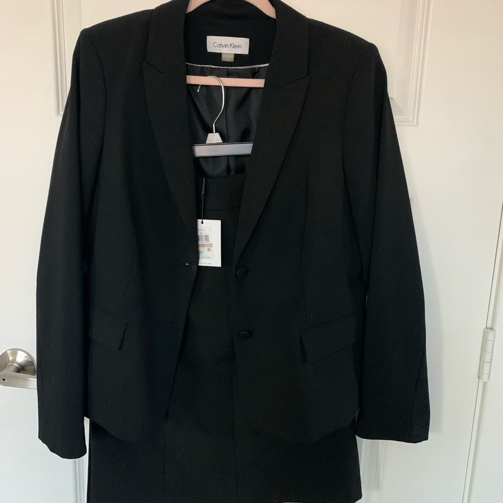 Women’s suit